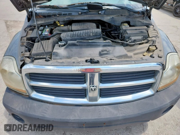 2005 Dodge Durango SXT с VIN 1D4HD38NX5F601092, выставлен на аукционе Copart как лот 63338515 с пробегом 301 984 миль миль и Чистый • Clean title. История ставок и продаж доступна на DreamBid. Изображение 12.