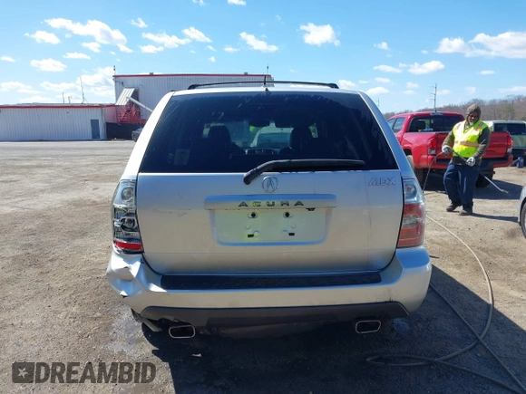 2005 Acura MDX Touring with VIN 2HNYD18945H517671, listed as a IAAI auction lot 41889240 with 275,116 mi miles. Bid and sale history available at carsss.com. Image 16.