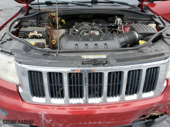 2011 Jeep Grand Cherokee Laredo with VIN 1J4RR4GT1BC542031, listed as a Copart auction lot 42792985 with 221,000 mi miles and Salvage Title. Bid and sale history available at carsss.com. Image 14.