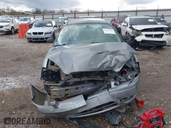 2006 Ford Taurus SE with VIN 1FAFP53U06A253233, listed as a IAAI auction lot 41695528 with 1 mi miles. Bid and sale history available at carsss.com. Image 6.