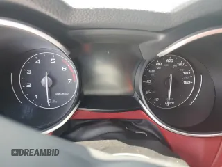 2021 Alfa Romeo Stelvio z VIN ZASPAJAN8M7D12681, wystawiony jako Copart lot #58557785 z przebiegiem Nie podano mil oraz Nie do naprawy • Non repairable. Historia ofert i sprzedaży dostępna na DreamBid. Obrazek 9.