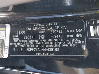 2022 Kia Forte LXS z VIN 3KPF24AD2NE439180, wystawiony jako IAAI lot #41830086 z przebiegiem 39 128 mil mil oraz . Historia ofert i sprzedaży dostępna na DreamBid. Obrazek 9.