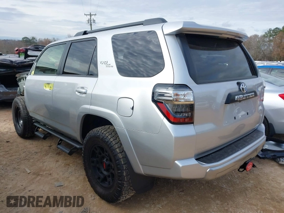 2024 Toyota 4Runner TRD Off Road with VIN JTERU5JR2R6304250, listed as a IAAI auction lot 41117579 with 1,352 mi miles and . Bid and sale history available at DreamBid. Image 3.