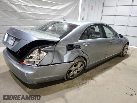 2007 Mercedes-Benz S 550 with VIN WDDNG71X97A085971, listed as a Copart auction lot 49635025 with 104,916 mi miles and Salvage Title. Bid and sale history available at DreamBid. Image 3.