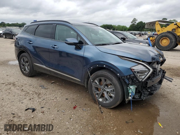 2024 Kia Sportage SX-Prestige z VIN KNDPXCDG1R7121210, wystawiony jako Copart lot #56283835 z przebiegiem 21 278 mil mil oraz Nie do naprawy • Non repairable. Historia ofert i sprzedaży dostępna na DreamBid. Obrazek 4.