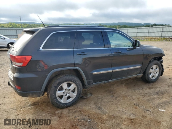 2011 Jeep Grand Cherokee Laredo z VIN 1J4RR4GG0BC518726, wystawiony jako Copart lot #58985765 z przebiegiem 163 625 mil mil oraz Szkoda całkowita • Salvage title. Historia ofert i sprzedaży dostępna na DreamBid. Obrazek 3.