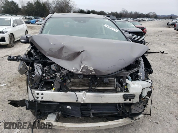 2021 Toyota Sienna Limited with VIN 5TDESKFC1MS013209, listed as a Copart auction lot 41852515 with 66,584 mi miles and Salvage Title. Bid and sale history available at DreamBid. Image 5.