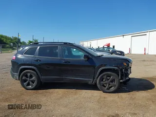 2019 Jeep Cherokee Latitude Plus with VIN 1C4PJMLB3KD375361, listed as a IAAI auction lot 42654334 with 84,373 mi miles and . Bid and sale history available at DreamBid. Image 13.