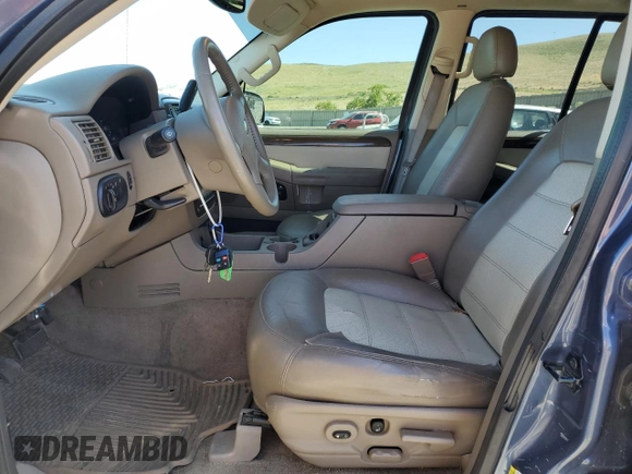 2005 Ford Explorer Eddie Bauer z VIN 1FMDU74E15UB20339, wystawiony jako Copart lot #62145185 z przebiegiem 118 081 mil mil oraz Szkoda całkowita • Salvage title. Historia ofert i sprzedaży dostępna na DreamBid. Obrazek 7.