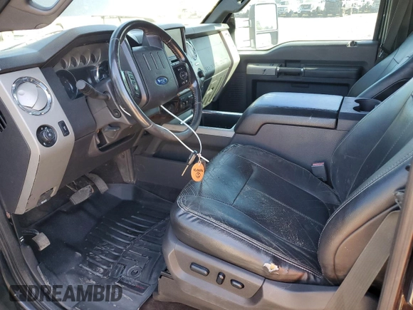 2015 Ford F-350 Platinum z VIN 1FT8W3BT2FEA21650, wystawiony jako Copart lot #54044925 z przebiegiem 270 987 mil mil oraz Szkoda całkowita • Salvage title. Historia ofert i sprzedaży dostępna na DreamBid. Obrazek 7.