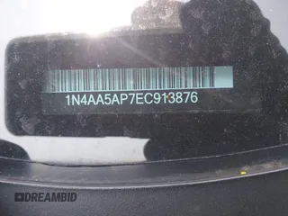 2014 Nissan Maxima SV z VIN 1N4AA5AP7EC913876, wystawiony jako IAAI lot #42487703 z przebiegiem 165 451 mil mil oraz . Historia ofert i sprzedaży dostępna na DreamBid. Obrazek 9.