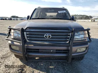 2003 Toyota Land Cruiser with VIN JTEHT05J832042982, listed as a Copart auction lot 43735205 with 177,938 mi miles and Clean Title. Bid and sale history available at carsss.com. Image 5.
