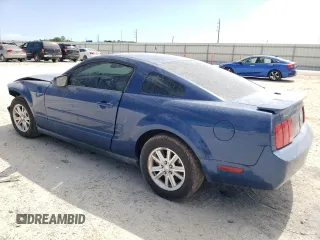 2008 Ford Mustang Deluxe with VIN 1ZVHT80N285191064, listed as a Copart auction lot 57862245 with 208,768 mi miles and Salvage title. Bid and sale history available at DreamBid. Image 2.