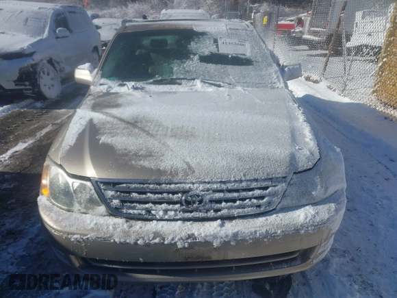2003 Toyota Avalon XL with VIN 4T1BF28B43U302831, listed as a IAAI auction lot 41353606 with 132,766 mi miles and . Bid and sale history available at carsss.com. Image 6.