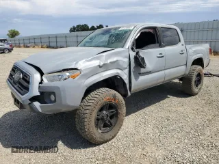 2019 Toyota Tacoma SR с VIN 5TFAX5GN3KX133005, выставлен на аукционе Copart как лот 63120655 с пробегом 99 399 миль миль и Списание • Salvage title. История ставок и продаж доступна на DreamBid. Изображение 1.