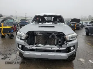 2021 Toyota Tacoma 4WD SR5 with VIN 3TMDZ5BN7MM105408, listed as a Copart auction lot 45128645 with 0 mi miles and Salvage Title. Bid and sale history available at carsss.com. Image 5.