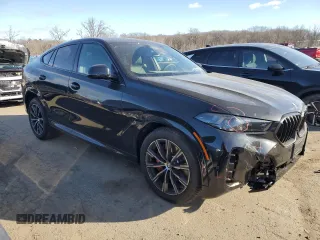 2025 BMW X6 xDrive40i with VIN 5UX33EX04S9Y40724, listed as a Copart auction lot 88339845 with 608 mi miles and Non Repairable. Bid and sale history available at carsss.com. Image 4.