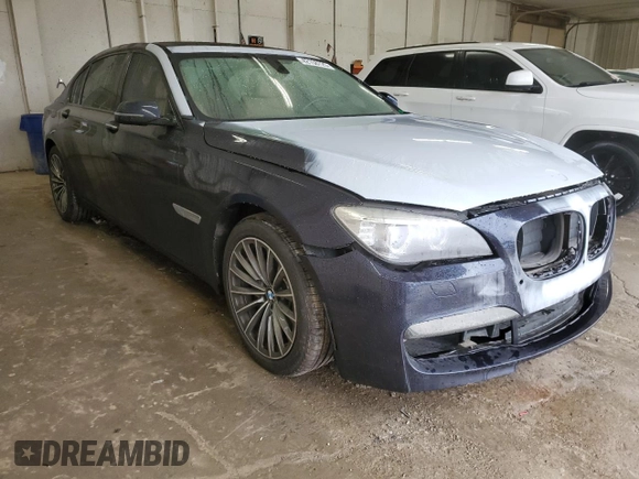 2014 BMW 7 Series 740Li with VIN WBAYE4C50ED138606, listed as a Copart auction lot 42158725 with 166,402 mi miles and Salvage Title. Bid and sale history available at carsss.com. Image 4.