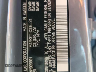 2022 Volvo XC60 Momentum z VIN YV4L12DK8N1909801, wystawiony jako Copart lot #77384044 z przebiegiem Nie podano mil oraz Nie do naprawy • Non repairable. Historia ofert i sprzedaży dostępna na DreamBid. Obrazek 14.