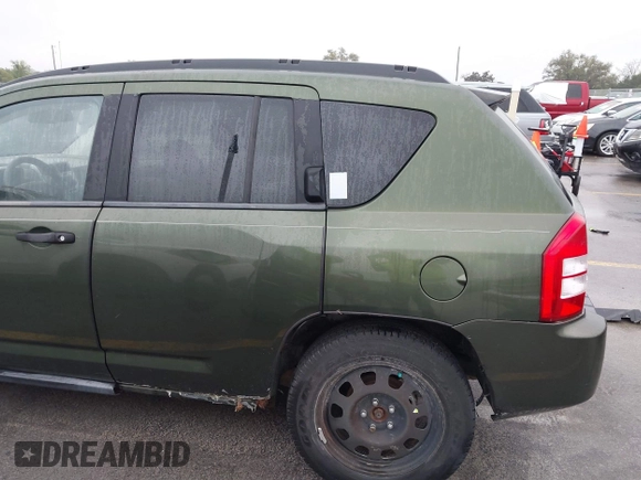 2007 Jeep Compass Sport with VIN 1J8FF47W07D158313, listed as a IAAI auction lot 41913422 with 170,286 mi miles. Bid and sale history available at carsss.com. Image 6.