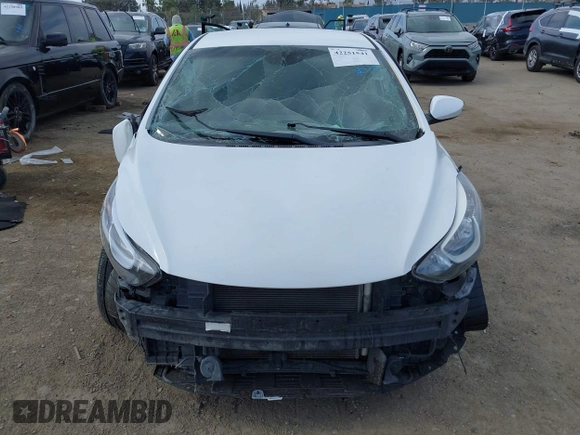 2015 Hyundai Elantra SE с VIN 5NPDH4AE7FH592021, выставлен на аукционе IAAI как лот 42251541 с пробегом Не указан миль и . История ставок и продаж доступна на DreamBid. Изображение 12.