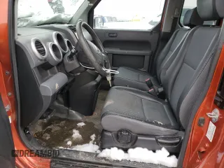 2004 Honda Element EX with VIN 5J6YH27654L034760, listed as a Copart auction lot 46329145 with 207,787 mi miles and Salvage Title. Bid and sale history available at DreamBid. Image 7.