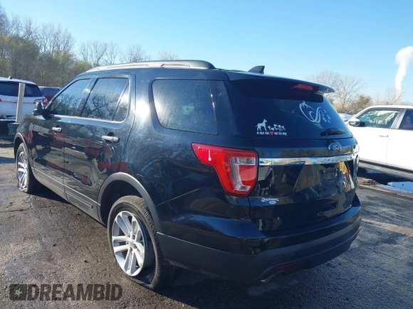 2017 Ford Explorer z VIN 1FM5K7B88HGD05787, wystawiony jako IAAI lot #40861587 z przebiegiem 103 715 mil mil oraz . Historia ofert i sprzedaży dostępna na DreamBid. Obrazek 3.