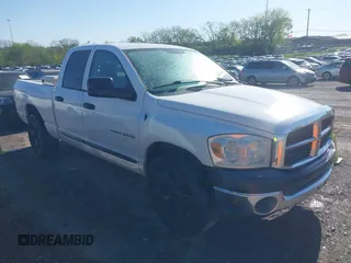 2007 Dodge 1500 ST with VIN 1D7HA18K77J633214, listed as a IAAI auction lot 42025263 with 298,773 mi miles and . Bid and sale history available at carsss.com. Image 1.