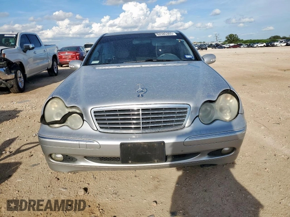 2001 Mercedes-Benz C 320 с VIN WDBRF64J01F043584, выставлен на аукционе Copart как лот 62385365 с пробегом Не указан миль и Списание • Salvage title. История ставок и продаж доступна на DreamBid. Изображение 5.