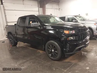 2021 Chevrolet Silverado 1500 Custom with VIN 1GCPYBEK0MZ301074, listed as a IAAI auction lot 40954540 with 40,785 mi miles. Bid and sale history available at carsss.com. Image 1.