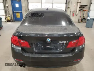2015 BMW 5 Series 528i z VIN WBA5A5C59FD512538, wystawiony jako Copart lot #53160655 z przebiegiem 122 980 mil mil oraz Czysty tytuł • Clean title. Historia ofert i sprzedaży dostępna na DreamBid. Obrazek 6.