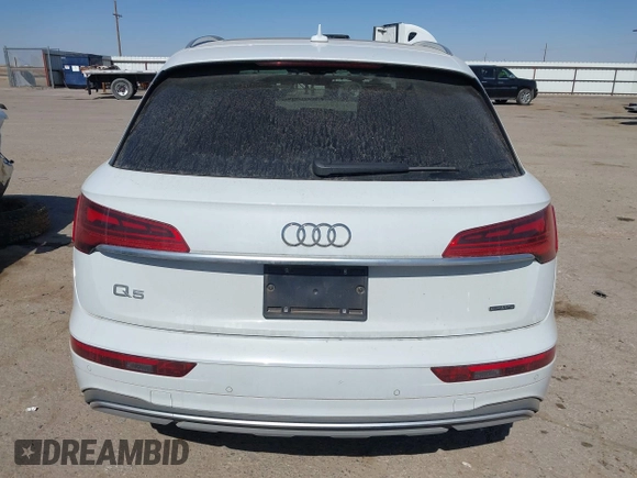 2023 Audi Q5 Premium with VIN WA1ABAFYXP2063195, listed as a IAAI auction lot 41618346 with 9,929 mi miles. Bid and sale history available at carsss.com. Image 17.