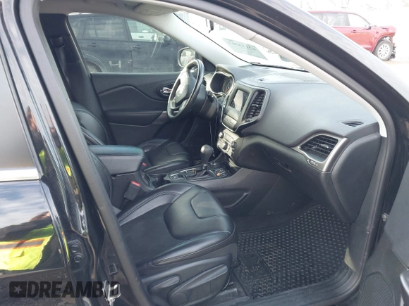2019 Jeep Cherokee Latitude Plus with VIN 1C4PJMLB9KD245505, listed as a IAAI auction lot 42153262 with 103,248 mi miles and . Bid and sale history available at DreamBid. Image 5.