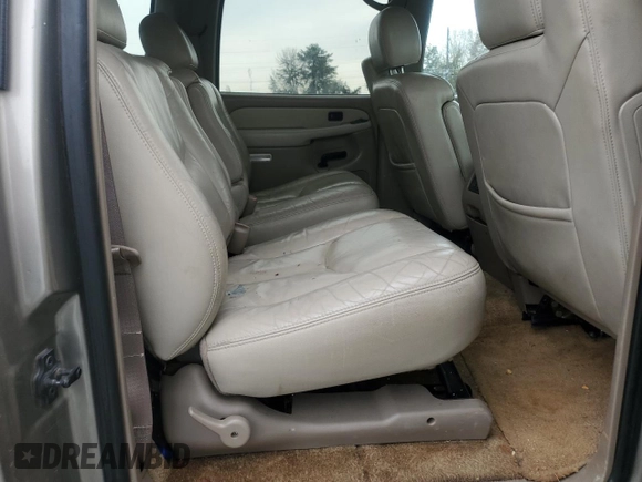 2003 Chevrolet Suburban LS with VIN 3GNEC16Z43G288590, listed as a Copart auction lot 45089865 with 317,052 mi miles and Salvage Title. Bid and sale history available at carsss.com. Image 11.
