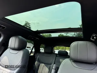 2023 Land Rover Range Rover Sport SE Dynamic z VIN SAL1L9FU6PA109439, wystawiony jako Copart lot #60483995 z przebiegiem 49 118 mil mil oraz Czysty tytuł • Clean title. Historia ofert i sprzedaży dostępna na DreamBid. Obrazek 9.