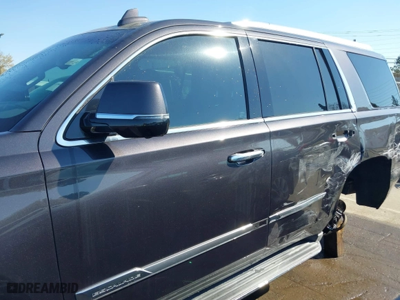 2015 Cadillac Escalade Luxury with VIN 1GYS3MKJ2FR518865, listed as a IAAI auction lot 41890235 with 156,849 mi miles. Bid and sale history available at carsss.com. Image 15.