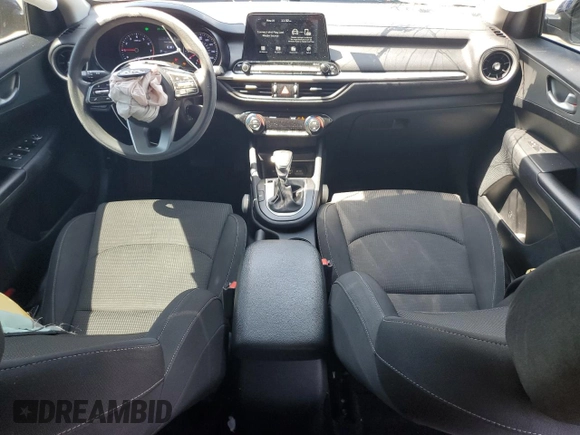 2019 Kia Forte LXS z VIN 3KPF24AD3KE024123, wystawiony jako Copart lot #57303815 z przebiegiem 72 922 mil mil oraz Nie do naprawy • Non repairable. Historia ofert i sprzedaży dostępna na DreamBid. Obrazek 8.