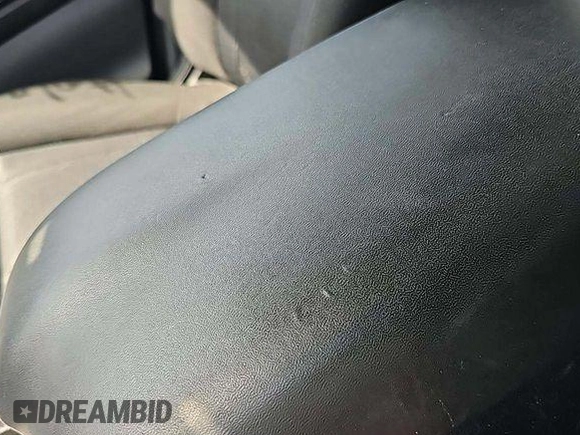 2023 Subaru Ascent Premium z VIN 4S4WMAAD9P3402383, wystawiony jako IAAI lot #42786914 z przebiegiem 109 359 mil mil oraz . Historia ofert i sprzedaży dostępna na DreamBid. Obrazek 7.