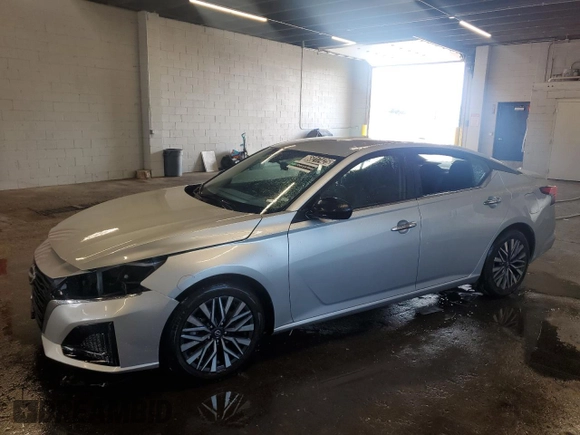 2024 Nissan Altima SV with VIN 1N4BL4DV7RN304090, listed as a Copart auction lot 65217425 with 50,517 mi miles and Clean title. Bid and sale history available at DreamBid. Image 1.