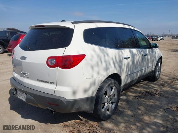 2012 Chevrolet Traverse LTZ with VIN 1GNKVLED7CJ120620, listed as a IAAI auction lot 41608162 with 187,089 mi miles. Bid and sale history available at carsss.com. Image 4.