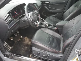 2019 Volkswagen Jetta GLI S z VIN 3VW5T7BU3KM213561, wystawiony jako Copart lot #44246165 z przebiegiem 95 787 mil mil oraz Szkoda całkowita • Salvage title. Historia ofert i sprzedaży dostępna na DreamBid. Obrazek 7.