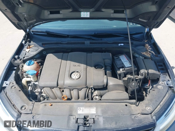 2011 Volkswagen Jetta SEL with VIN 3VWLZ7AJ0BM376892, listed as a IAAI auction lot 42185309 with 130,287 mi miles and . Bid and sale history available at DreamBid. Image 10.