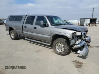 2007 GMC Sierra 2500HD Classic SLT with VIN 1GTHK23D17F116726, listed as a Copart auction lot 46932455 with 204,673 mi miles and Salvage Title. Bid and sale history available at carsss.com. Image 4.