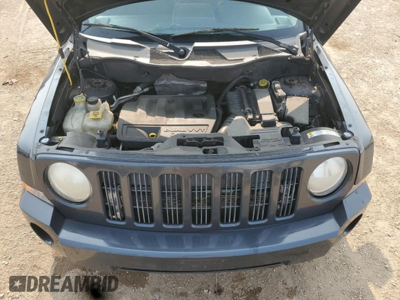 2008 Jeep Patriot Sport with VIN 1J8FT28W18D520047, listed as a Copart auction lot 59384295 with 176,770 mi miles and Salvage title. Bid and sale history available at DreamBid. Image 11.