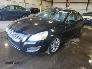 2012 Volvo S60 T6 with VIN YV1902FHXC2089479, listed as a Copart auction lot 51427315 with 61,559 mi miles and Salvage Title. Bid and sale history available at carsss.com. Image 1.