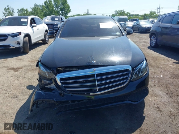 2017 Mercedes-Benz E 300 Luxury с VIN WDDZF4KB5HA181216, выставлен на аукционе IAAI как лот 42576943 с пробегом 105 576 миль миль и . История ставок и продаж доступна на DreamBid. Изображение 12.
