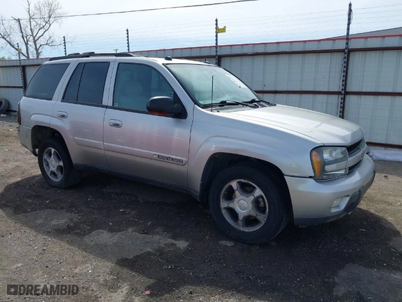 2004 Chevrolet TrailBlazer LT with VIN 1GNDS13S742421875, listed as a IAAI auction lot 41790889 with 167,224 mi miles. Bid and sale history available at carsss.com. Image 1.