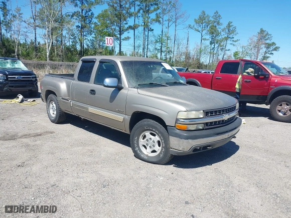 2002 Chevrolet Silverado 1500 LS with VIN 2GCEK19V721268944, listed as a IAAI auction lot 41822816 with 143,281 mi miles. Bid and sale history available at carsss.com. Image 1.