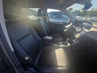 2024 Volkswagen Tiguan SE with VIN 3VV3B7AXXRM097540, listed as a IAAI auction lot 42809080 with 25,390 mi miles and . Bid and sale history available at DreamBid. Image 3.