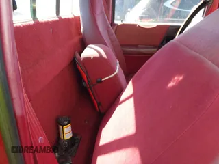 1994 Ford Ranger Splash with VIN 1FTCR10A3RPB91970, listed as a IAAI auction lot 41812473 with 89,729 mi miles. Bid and sale history available at carsss.com. Image 8.